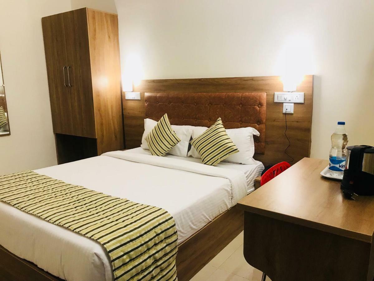 Hotel Prasad Residency 3*